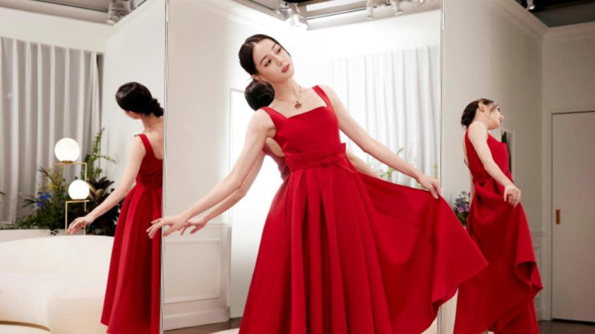 迪丽热巴|30岁迪丽热巴正面回应怀孕！和旧采访大相径庭，被网友喊话退圈！