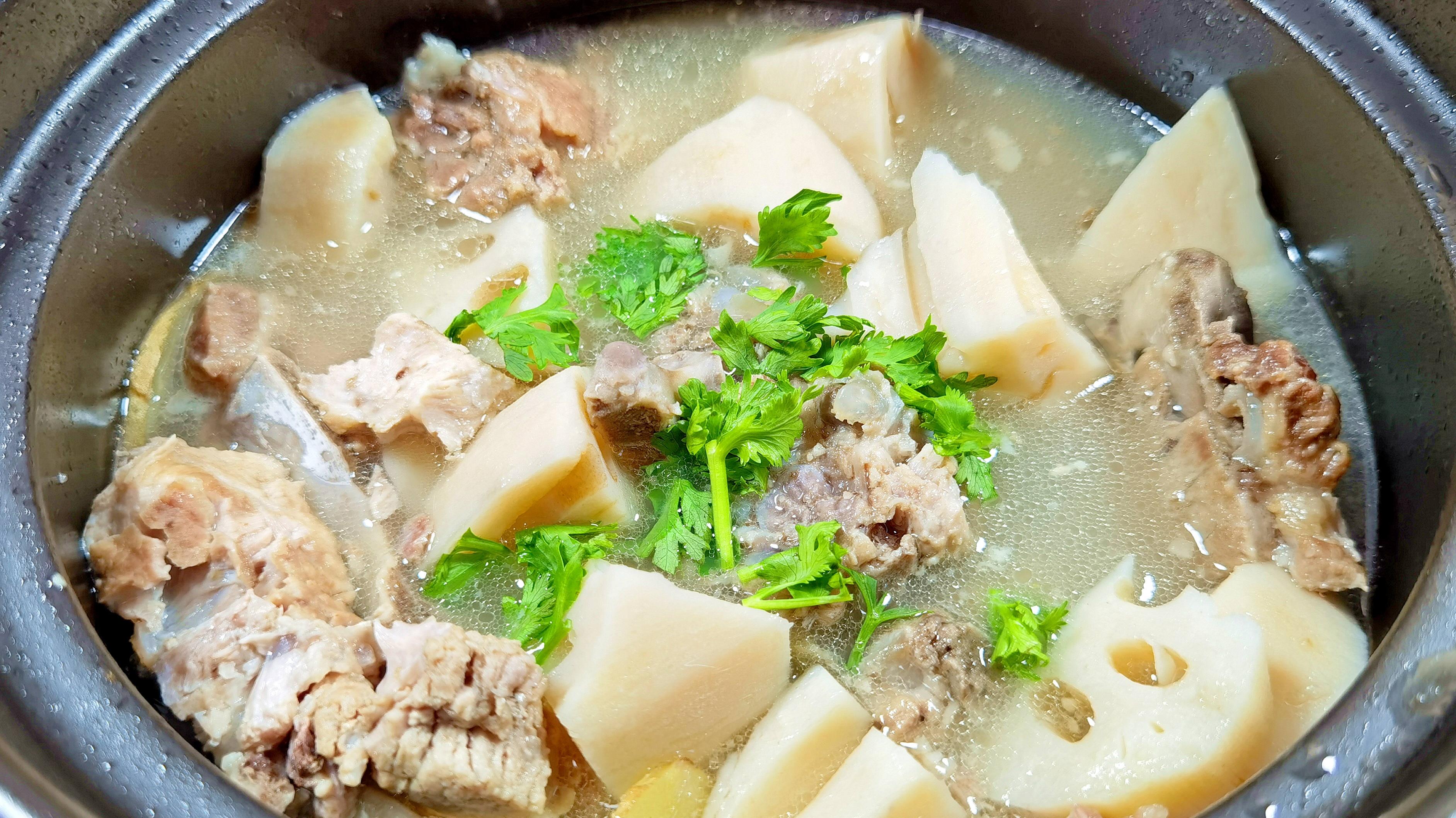 莲藕|莲藕大量上市，医生提醒：切记别与这“3样”同食，很多人还不懂