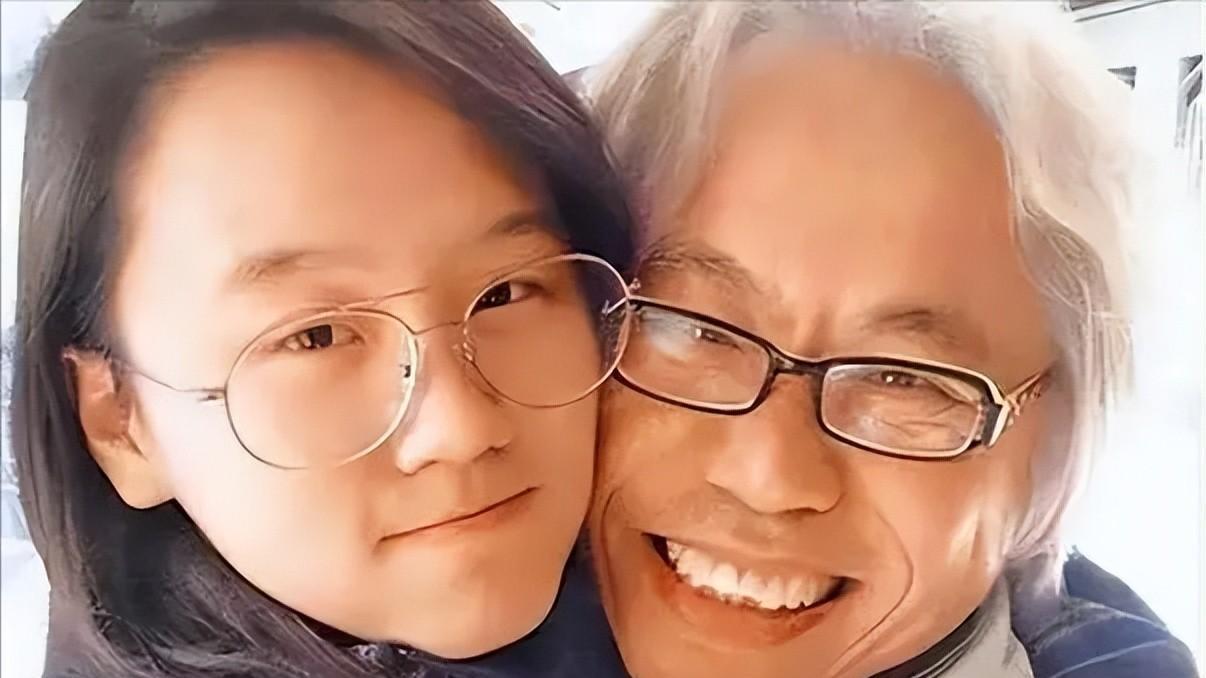 台媒曝林靖恩离世，酒店小巷服毒自杀，千万遗产消失，继子有嫌疑