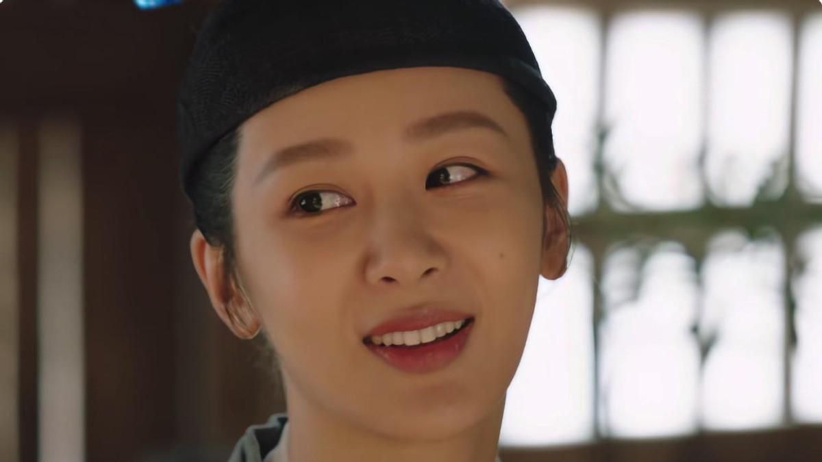 30岁杨紫脱离滤镜演第一美女，让多少“丫头教”女演员羞红脸？