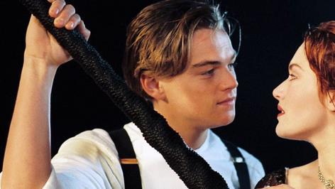 莱昂纳多·迪卡普里奥|《泰坦尼克号》曾被小李子嫌弃无聊，卡梅隆是如何说服他加入的？