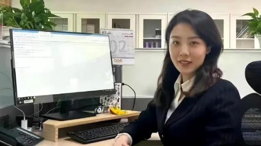 面相|中石油胡总情妇海量私密照曝光！身材火辣、癖好劲爆，被扒底朝天