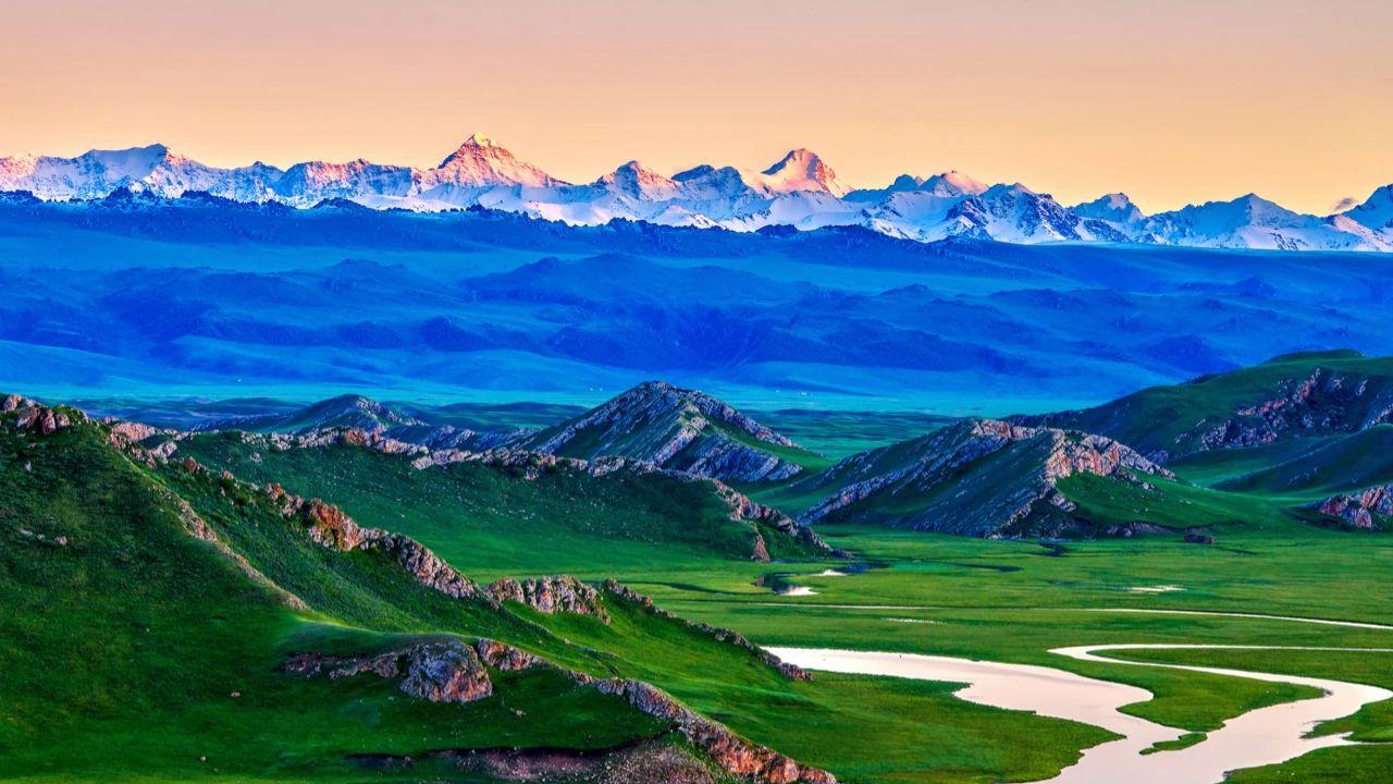 新疆维吾尔自治区|新疆旅游地图，花费5000元制作，免费分享，这篇攻略请收下