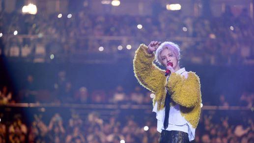 鹿晗广州演唱会遮挡区引发争议，观众可免手续费全款退票！