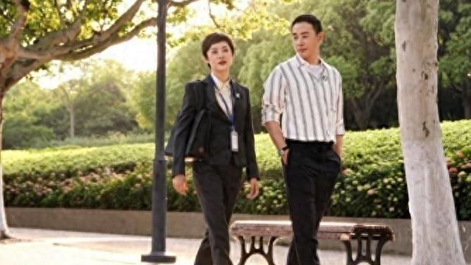 人民日报点名批评孙俪：演员演技再好，也救不了天上的浮夸剧