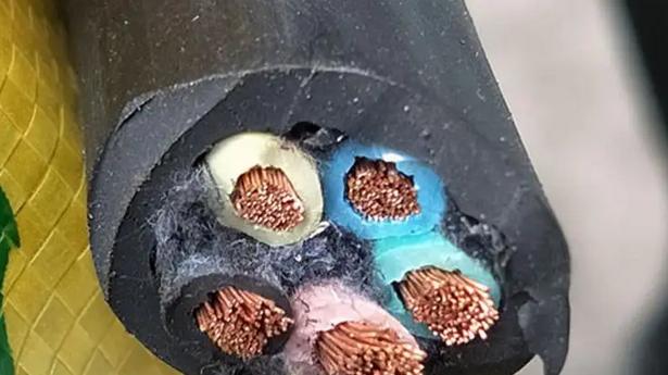 |电线电缆的粗细与什么有关