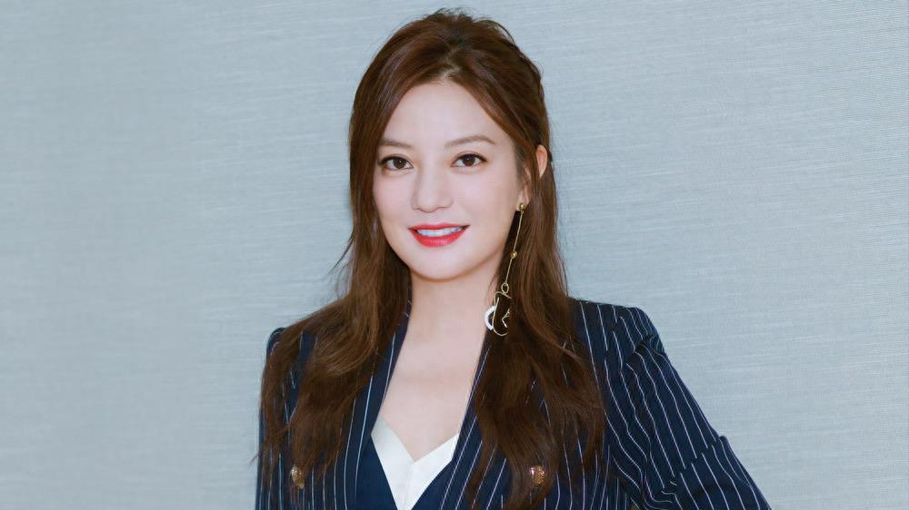 顶风作案野心勃勃的赵薇，罪行不止辱华亲日，现今皆是自作自受！