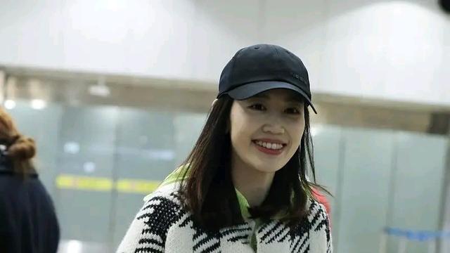 马蓉|王宝强前妻马蓉一口气追完《狂飙》，写下千字左右观后感，打出了9分