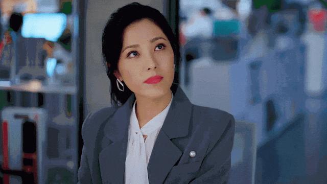 曾黎恋情曝光，网友直呼：这男的好老！