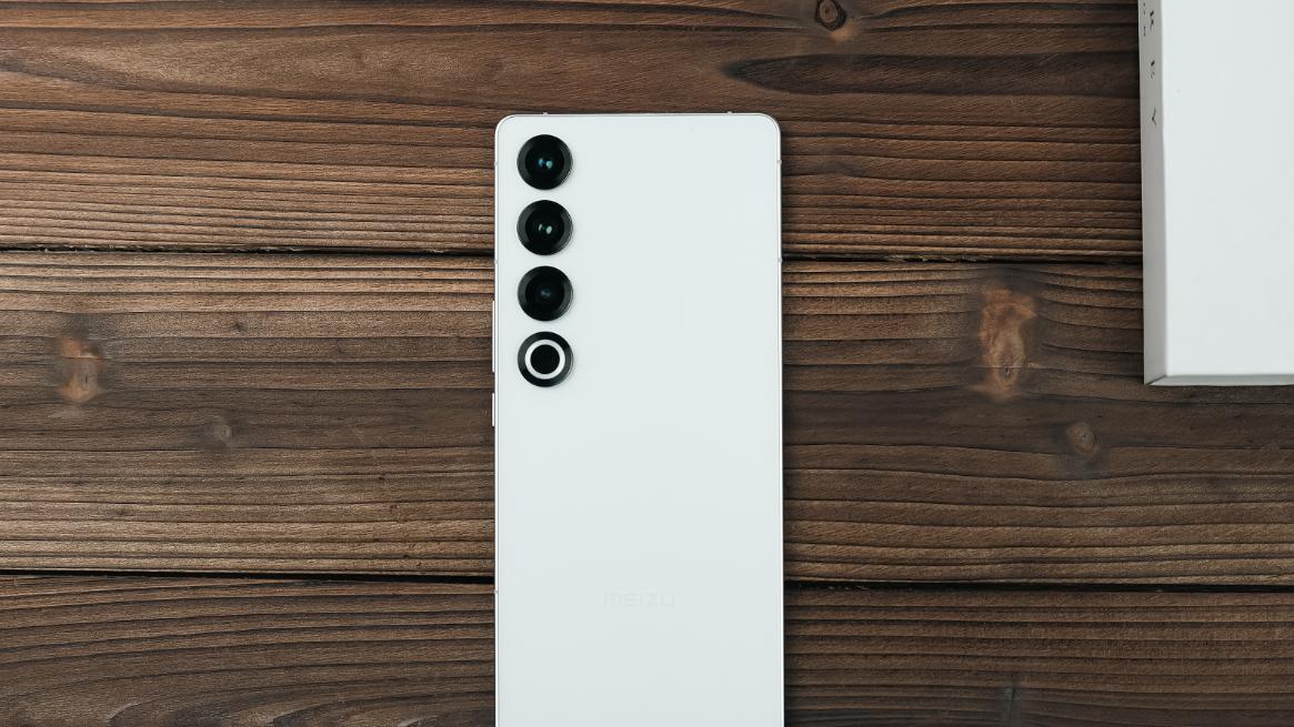 魅族高端机加速清仓，骁龙8Gen3+2K屏+无线充电，降幅高达2000元