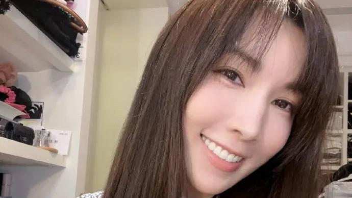 林志颖娇妻晒母子生活照！肤白貌美显年轻，与15岁儿子kimi似姐弟