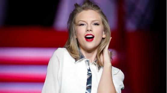 内容太炸裂！懂王还未公布萝莉岛名单，一些人就已经慌神了