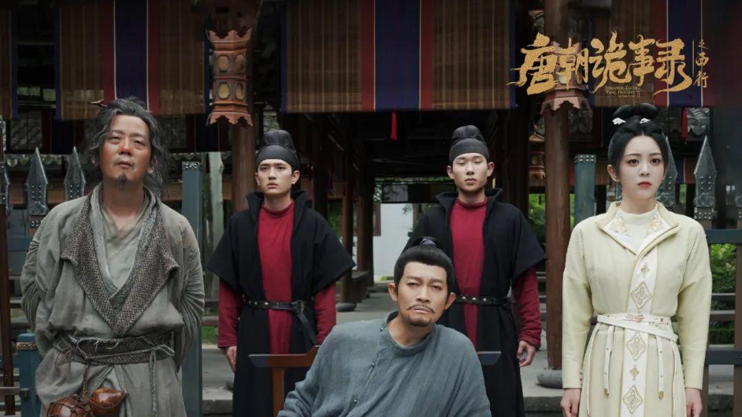 爱奇艺和腾讯同时开播两部悬疑剧，一个看不下去，一个完全看不够