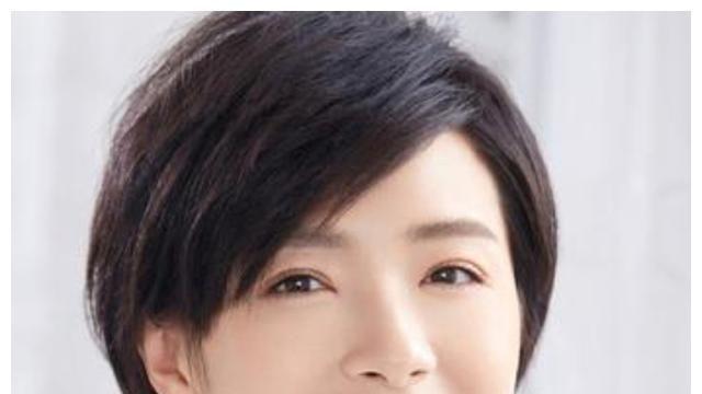 不婚主义的万茜，如今已拥抱幸福家庭