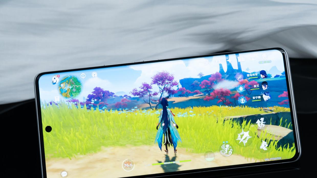 十一月可以“闭眼买”的一款vivo手机，经久耐用，至少能用5年