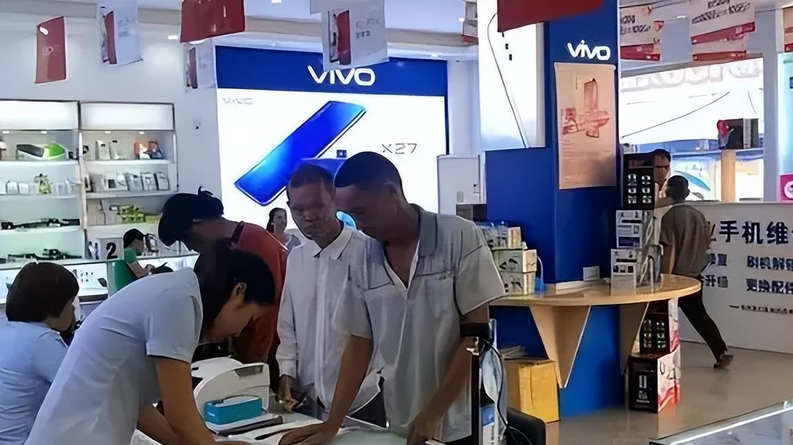 为何实体店手机卖的更便宜？有啥“猫腻”？销售讲讲大实话！