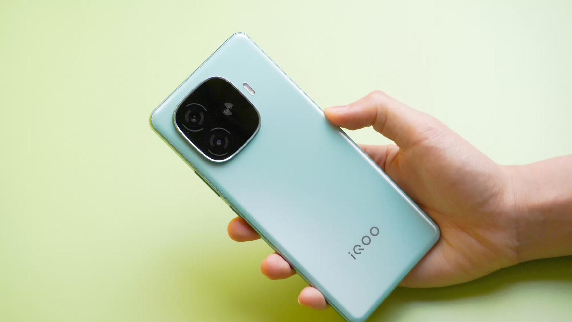 vivo的机海战术，iQOO Z9 Turbo+到底有什么不一样，值得买吗？