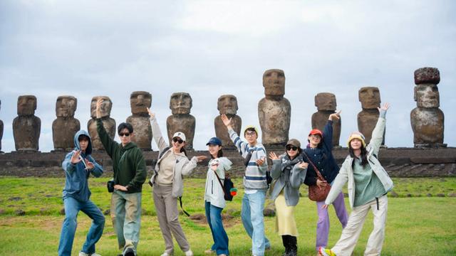 《花少6》侯明昊不懂常识送错礼，遭外媒嘲讽，节目组连夜删画面