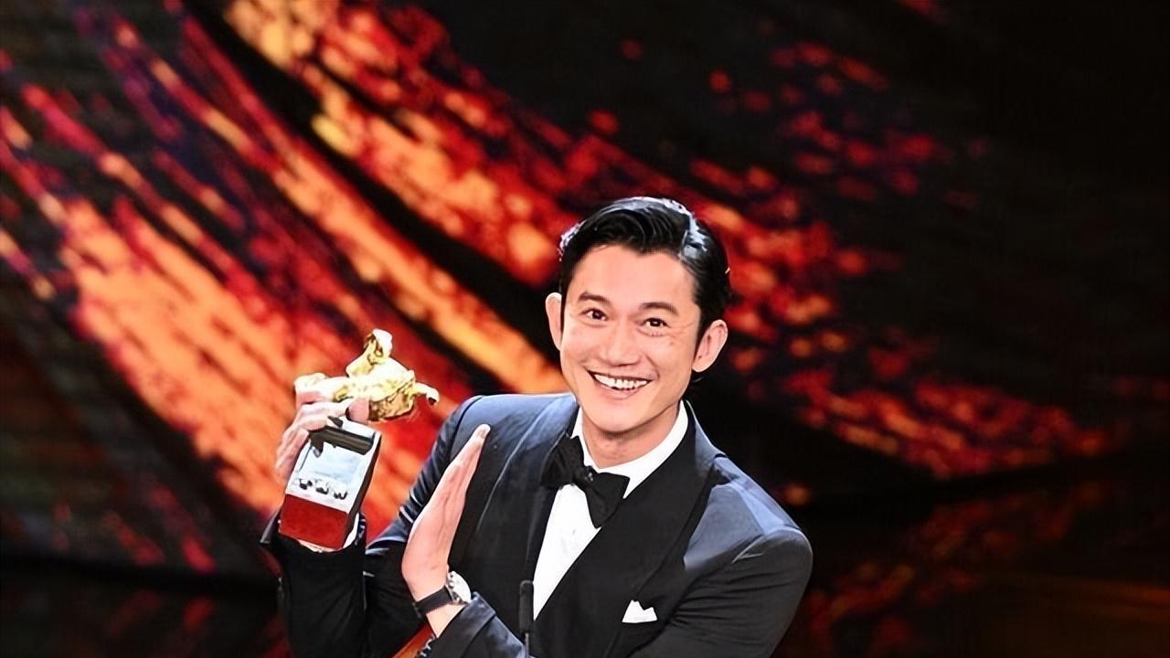 打败阮经天得影帝，梁朝伟、李安连连夸赞，这个男人终于火出圈了