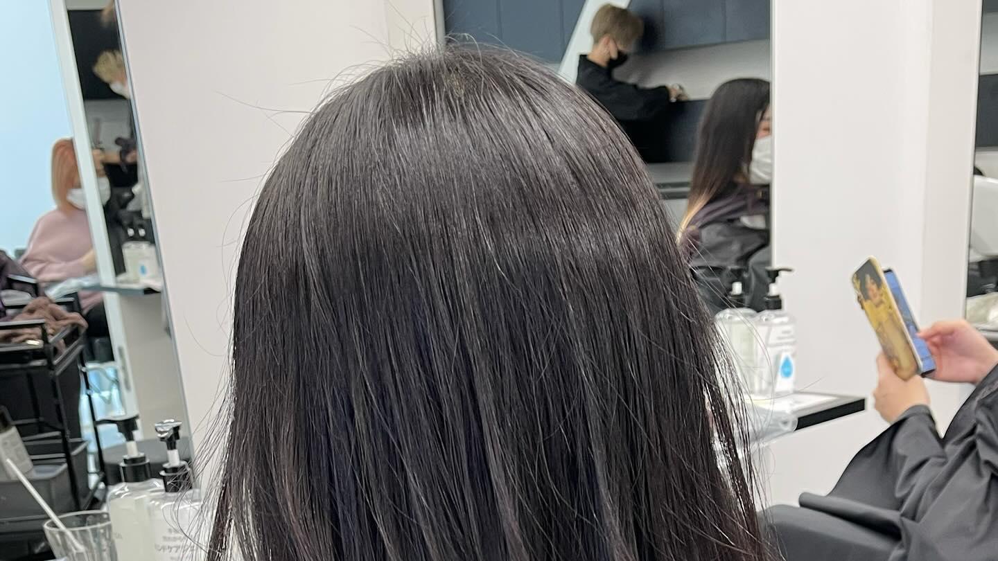 女士长发怎么整？发尾卷搭配发尾染，简直美得无可挑剔