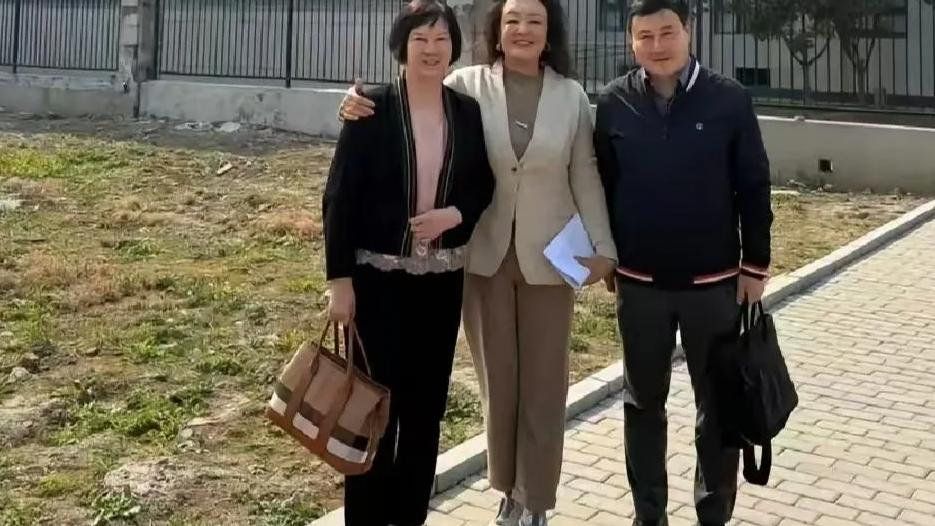 大S又败诉？48亿梦碎，网传在法庭上输惨，张兰：此舟已过万重山