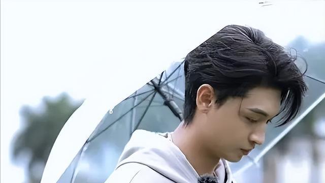 秦霄贤才是时间管理大师！看完辛雨锡得爆料，三观不要太炸裂！