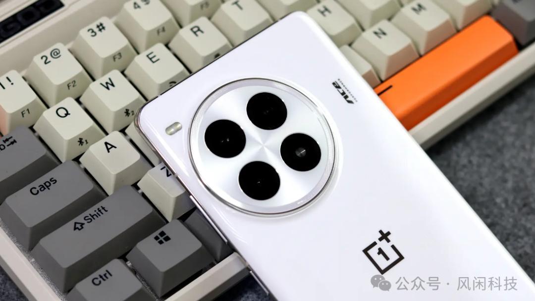 手机市场风云变幻，一加Ace3 Pro如何突出重围？