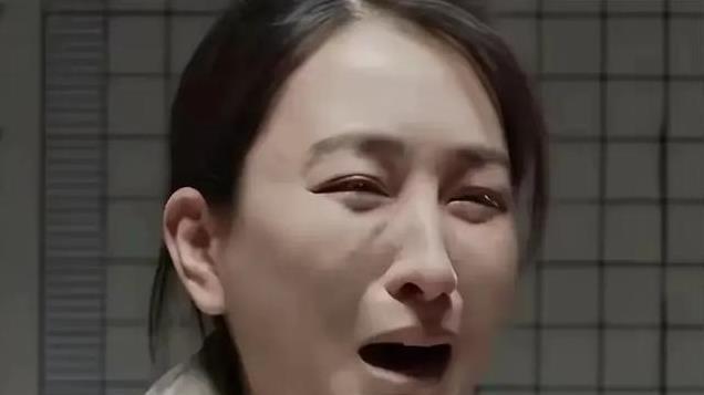 原来这个演员是硬塞进来的，怪不得《我是刑警》评分从9.0跌到7.8