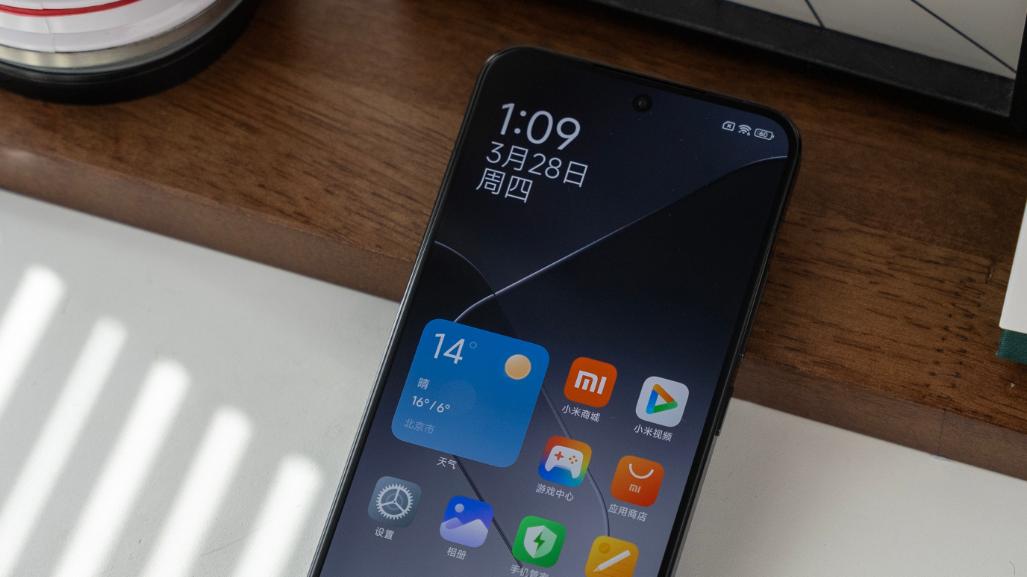 9月换新机，目前公认“口碑最佳”的3款手机，最后一款仅1093元