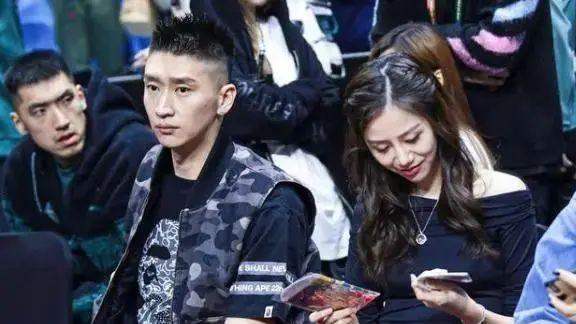 各玩各的？孙悦与女模特深夜约会，CBA最美太太陈露疑有新男友