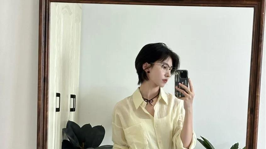 头发越短，穿搭越时髦，不信看她们的打扮！