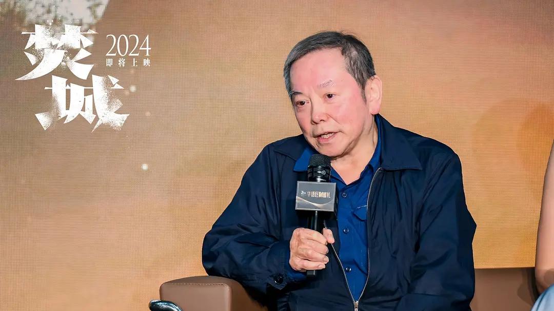 《焚城》评分逆天票房逆袭，要感谢5个人，但最大功臣是他