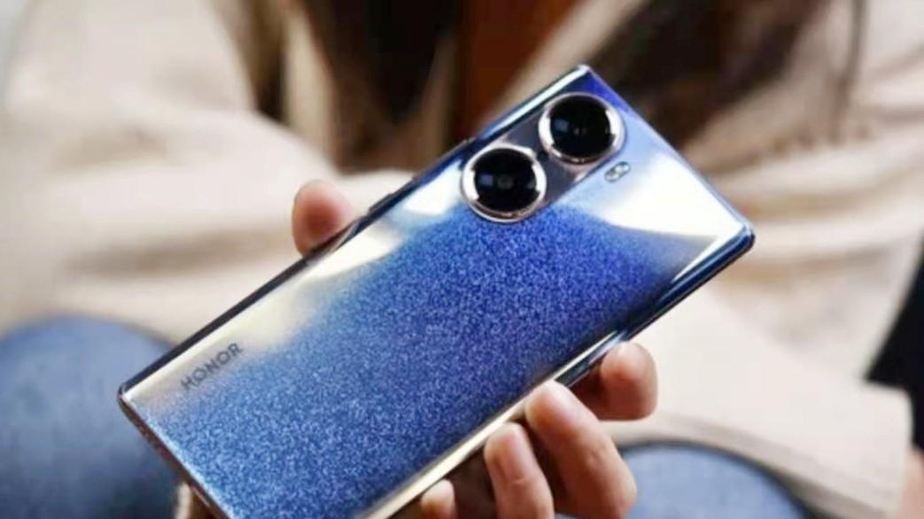 从3299元跌至1188元，1亿像素+四曲面屏，从高端市场跌至低端市场