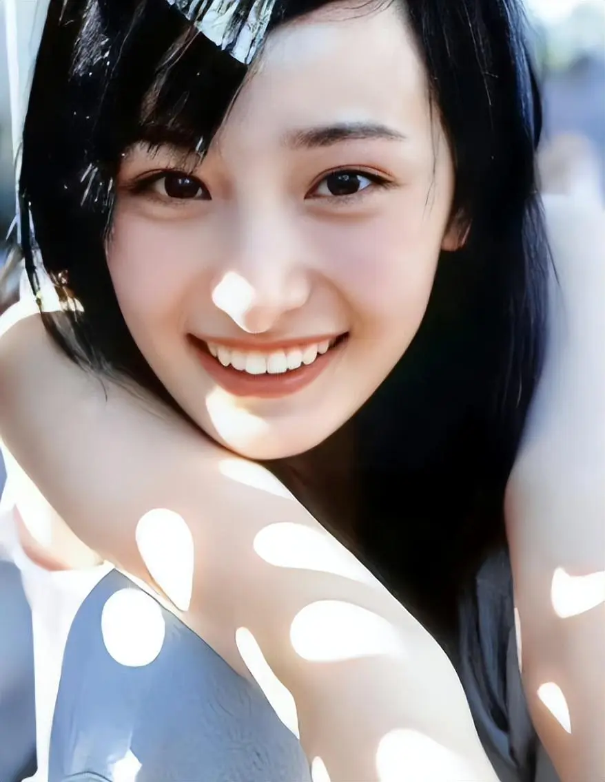 陈红19岁，林心如19岁，杨幂19岁，陈德容19岁，谁最美？