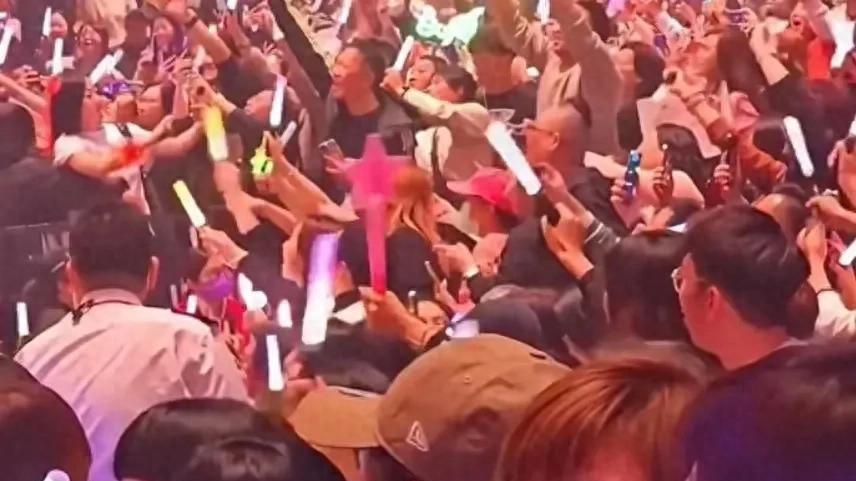 华仔魅力，星光熠熠！