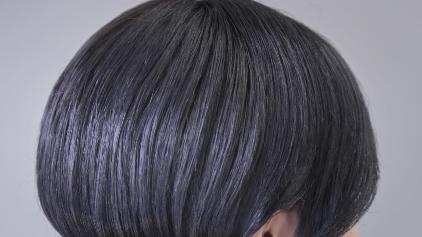 士发型剪来剪去，我的最爱还是推后脖短发，利落时尚有质感