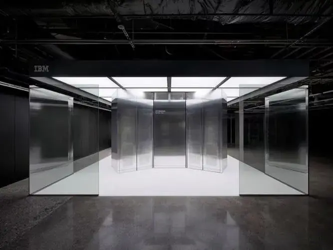 自己人打自己人！中国真不用自研芯片，发展国产芯片的方向错了吗