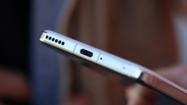 荣耀彻底“摊牌”，16GB+512GB突降1450元，这也太厚道了