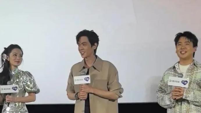 《庆余年2》巡映礼惊现\整容脸\？张若昀瘦成闪电，28岁郭麒麟发福似大叔！