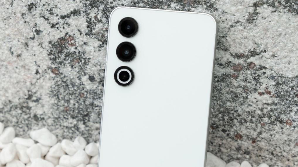 魅族彻底发飙？骁龙8Gen3+金属中框+2亿像素，降幅高达1200元