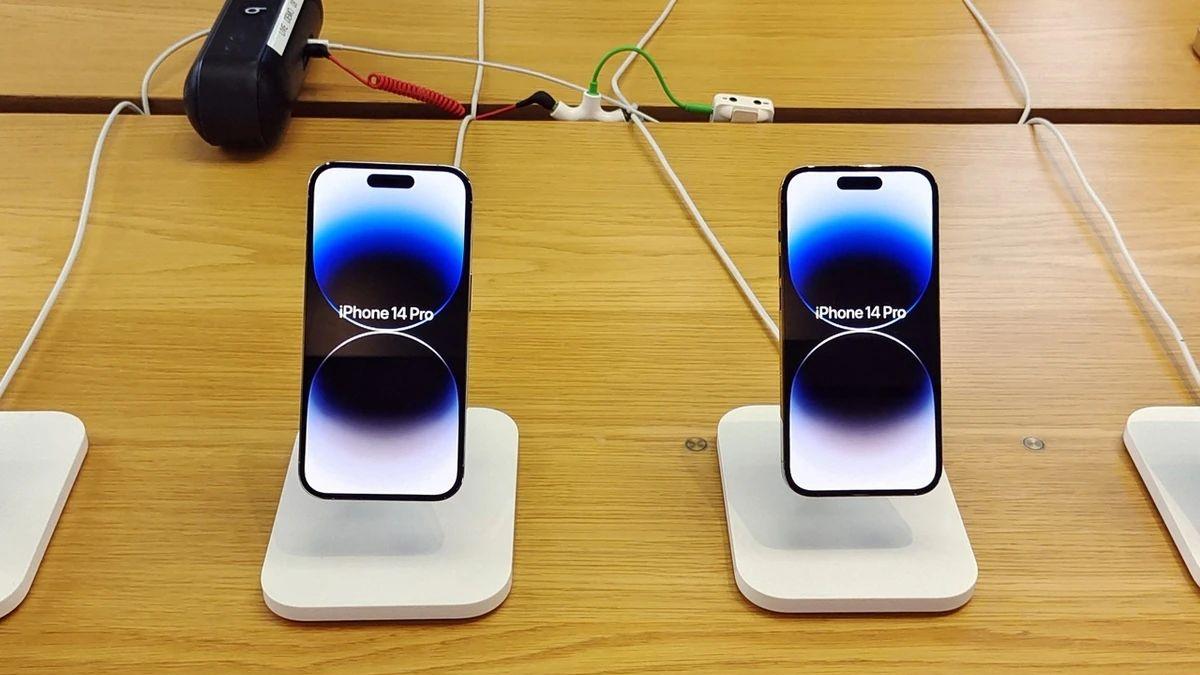 换手机别太随便，这三款用到2033年，收藏看看，说的不对请怼