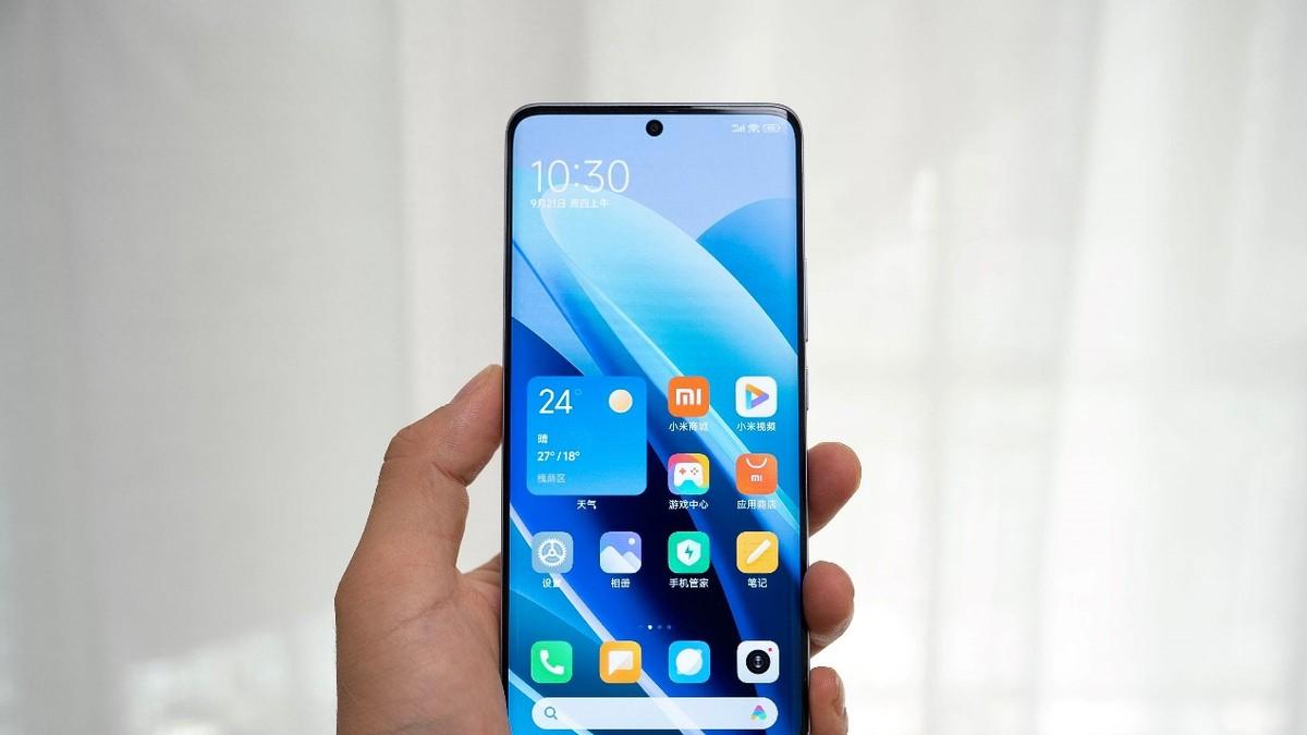 小米“价格屠夫”，2亿像素+骁龙7S+1.5K高光屏，降成1199元！