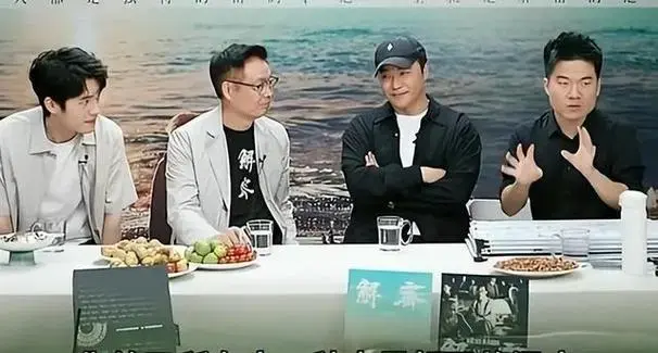 “取关董宇辉”刷爆热搜：撕开了多少社会虚伪遮羞布