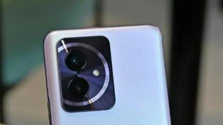 为什么买荣耀手机的人越来越少了？原因很真实