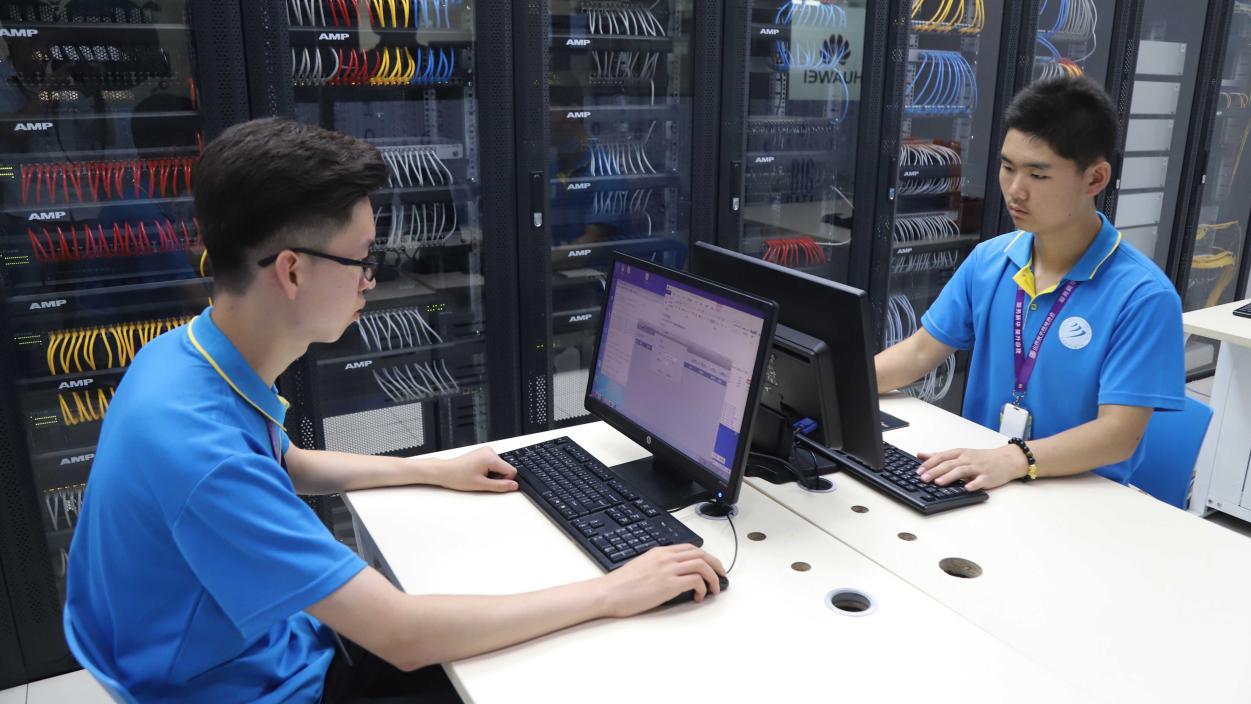 临近中考，初中毕业读什么职业学校比较实用? 选专业要注意什么?