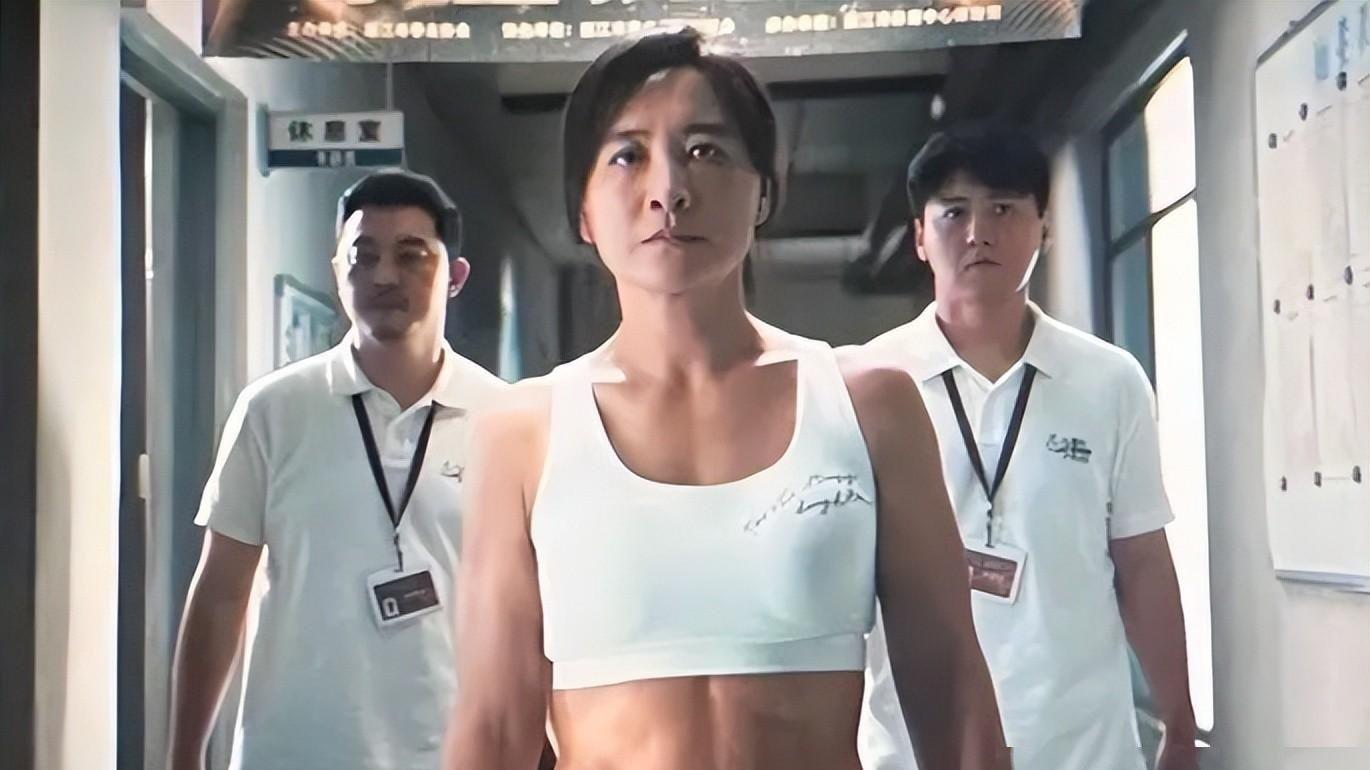 杨天真|41岁贾玲VS39岁杨天真：割胃瘦VS运动瘦，谁更胜一筹？