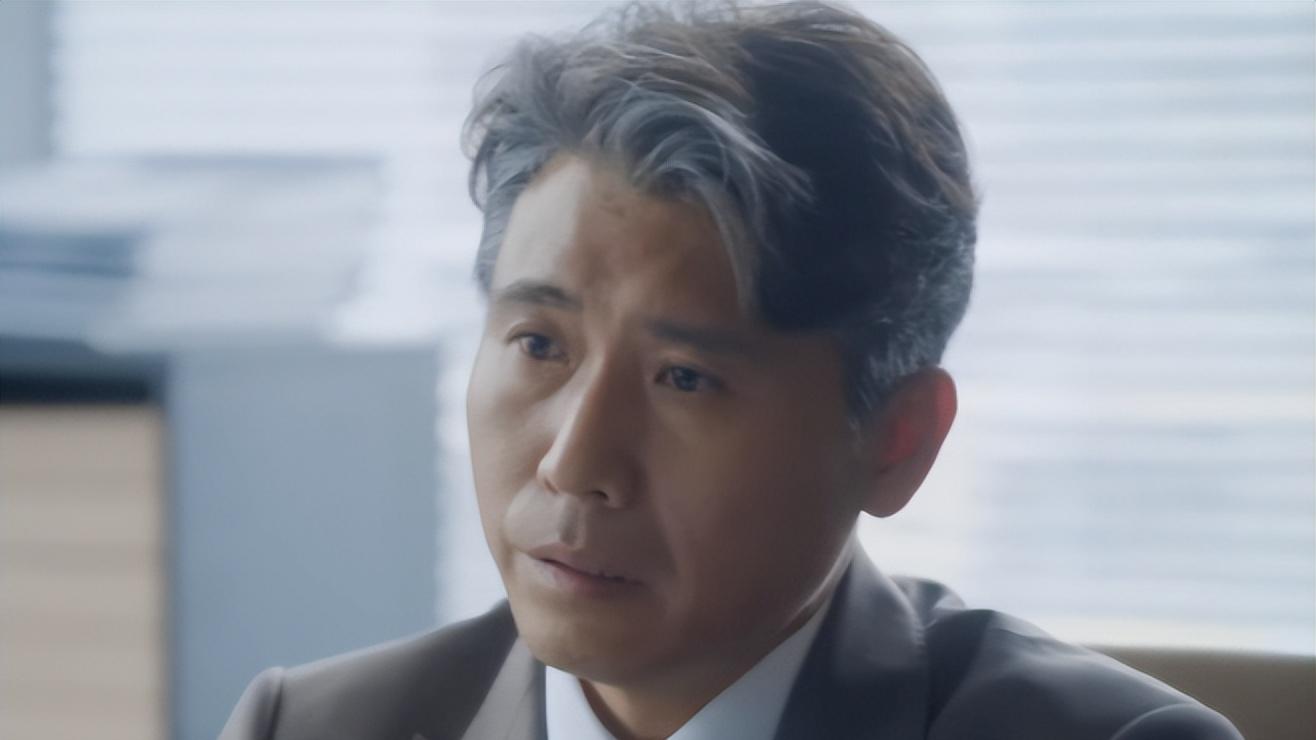 才播2集，收视率第一，终于有让我熬夜狂追的央视黑马剧了