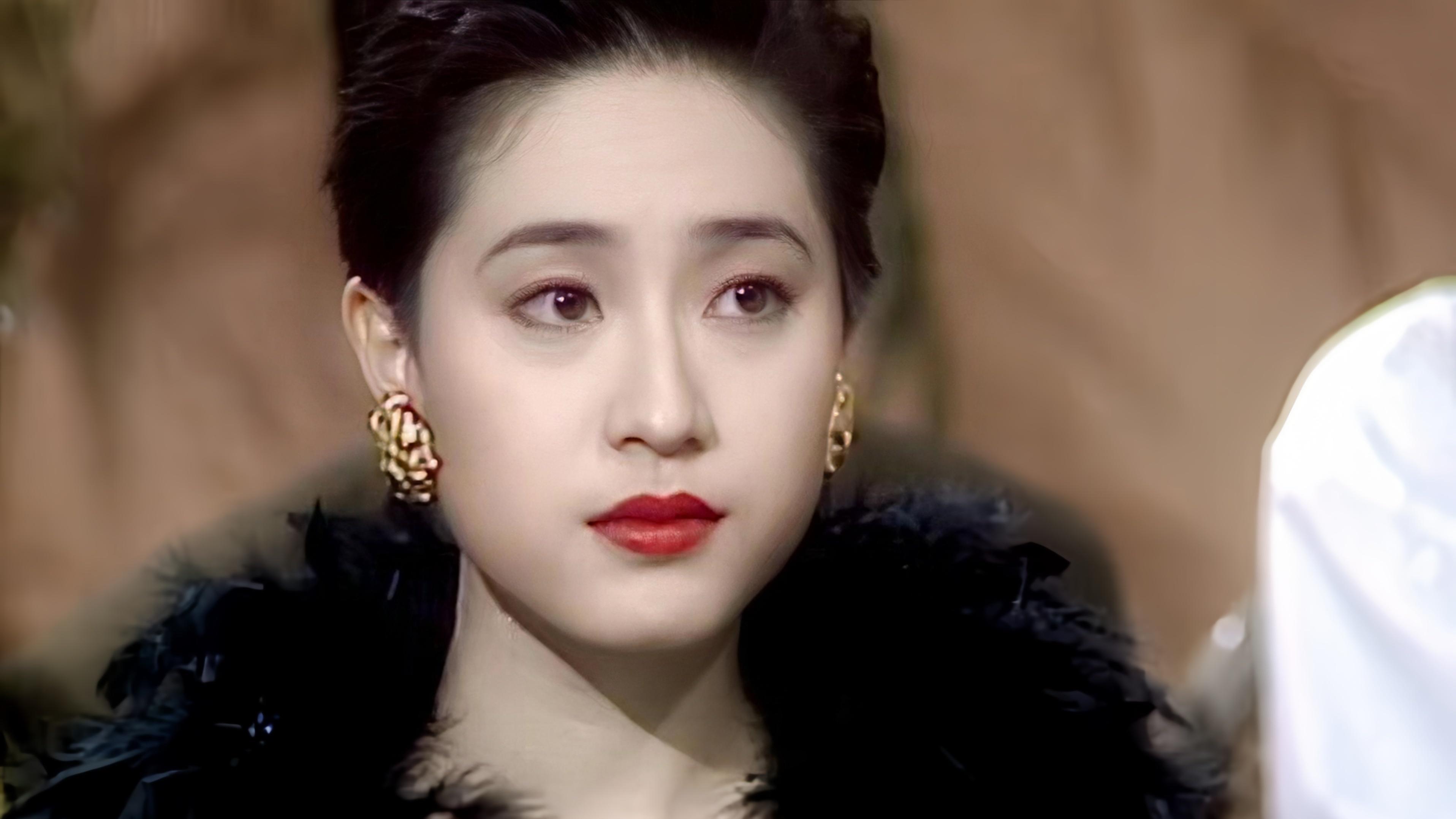 看一眼近年最美港姐冠军谢嘉怡，才发现香港小姐审美终于回归正常