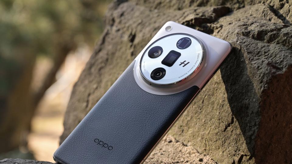 小米15 Ultra影像再次浮出水面：强潜望路线，有望做到等效10x！