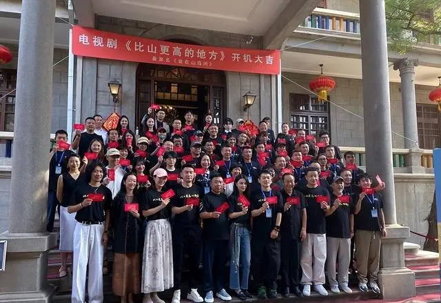 张曦予新剧开机，进藏四个月拍摄超有挑战，老公何捷已转业经纪人